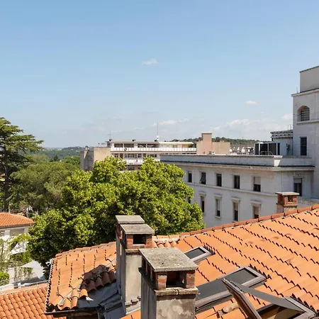 Polai Boutique With Free Parking