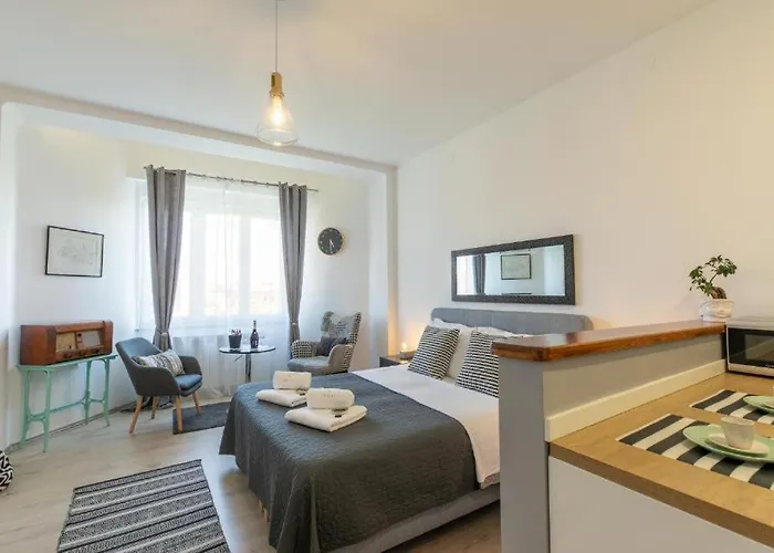 Polai Boutique With Free Parking Pula