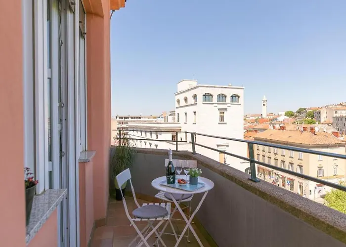 Polai Boutique With Free Parking Pula