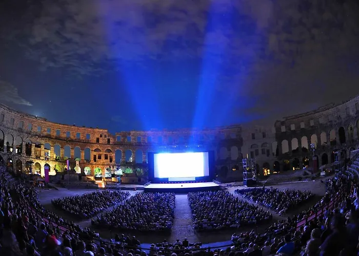 Polai Boutique With Free Parking *