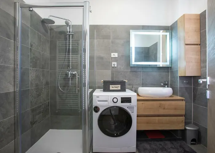 Polai Boutique With Free Parking Pula