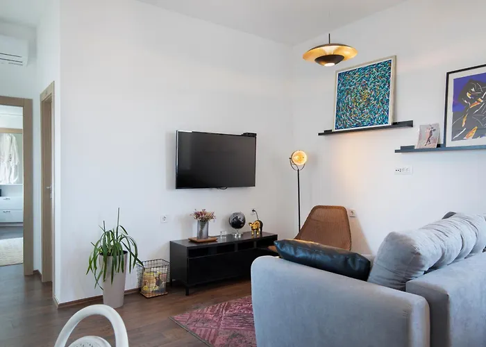 Polai Boutique With Free Parking Pula