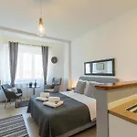 Polai Boutique With Free Parking Πούλα